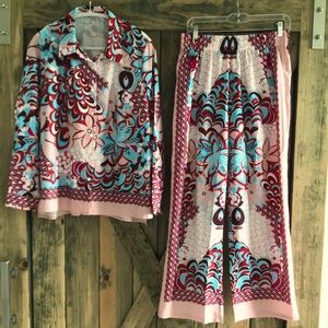 Groovy shirt pant set